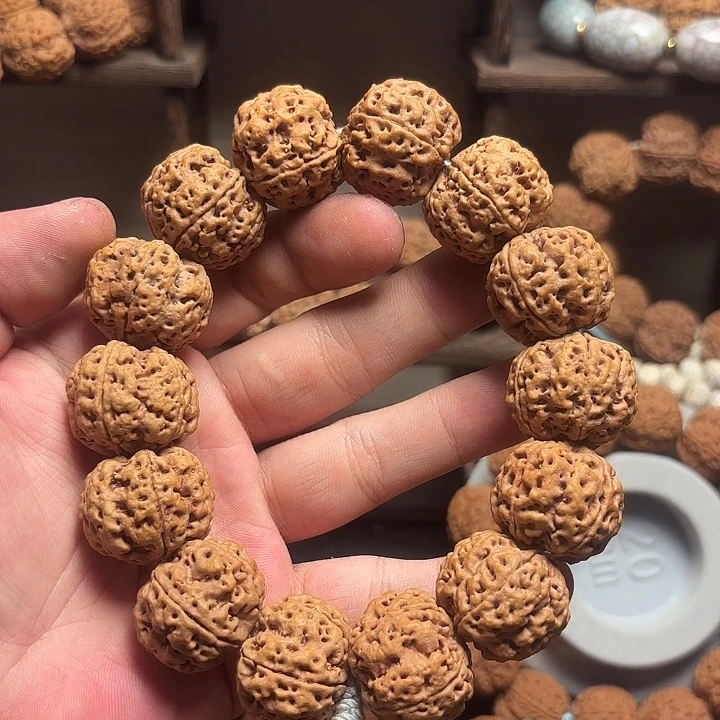 豳***棂金刚菩提吊坠金刚菩提