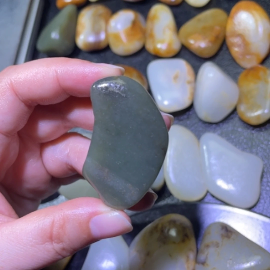 【闪购商品】颈饰未镶嵌和田玉