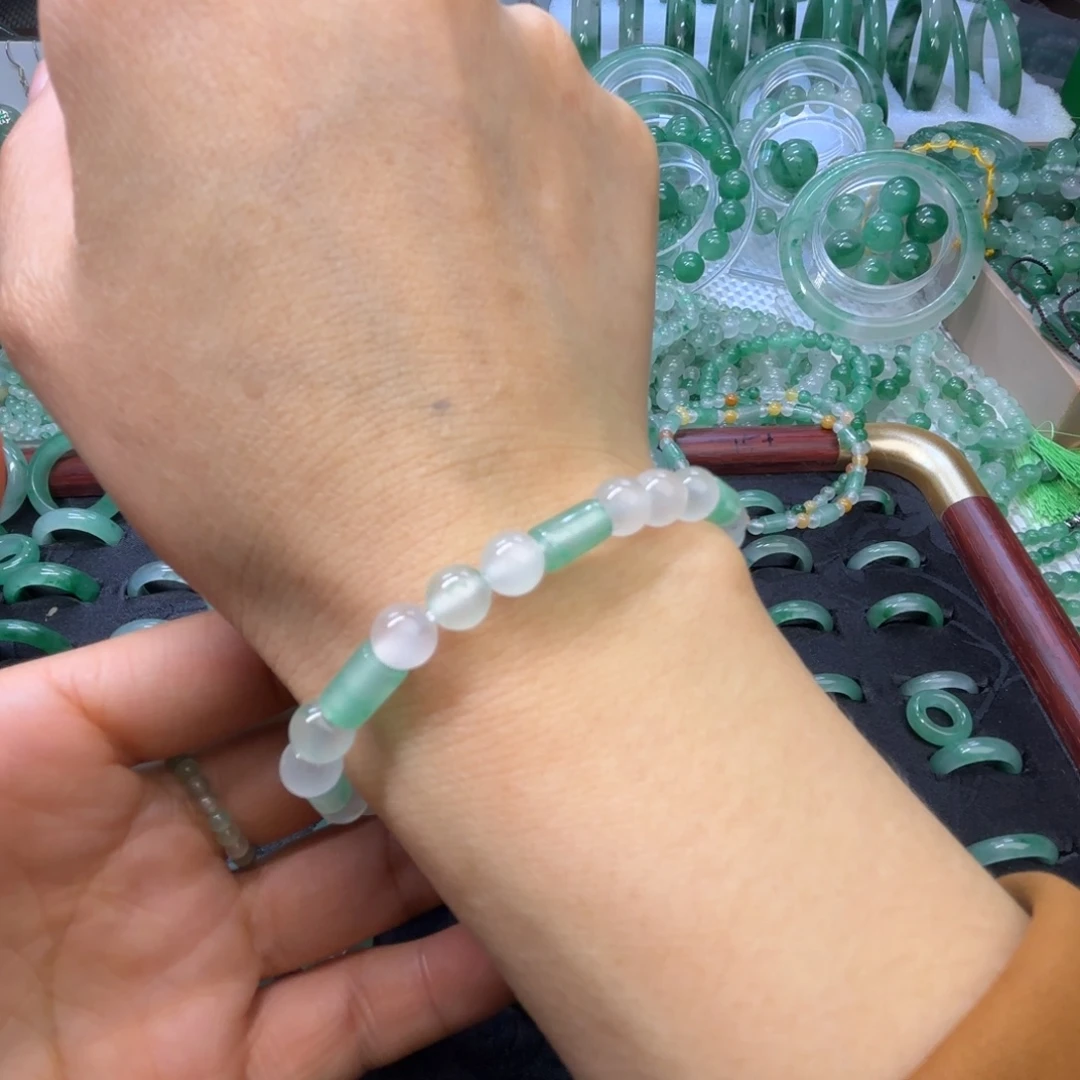 石英质玉（非洲翠）未镶嵌戒指  珠子  手镯特色手串
