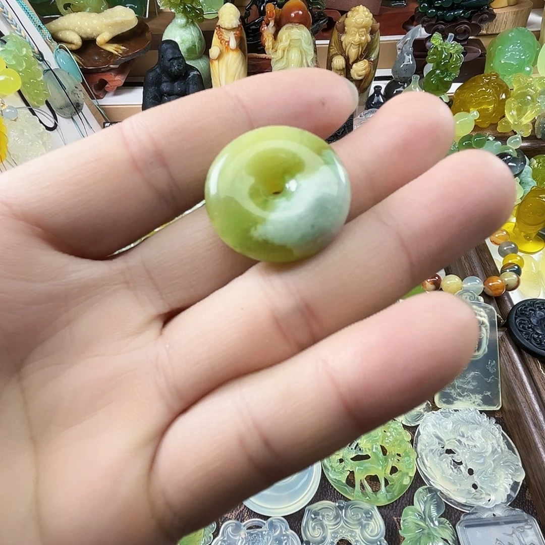 岫玉未镶嵌吊坠(不含链)