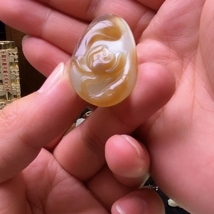 和田玉（糖玉）颈饰未镶嵌