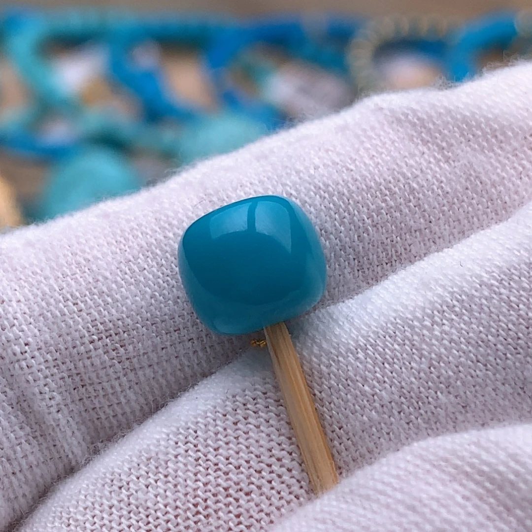 鸡***灬绿松石未镶嵌珠宝奇石