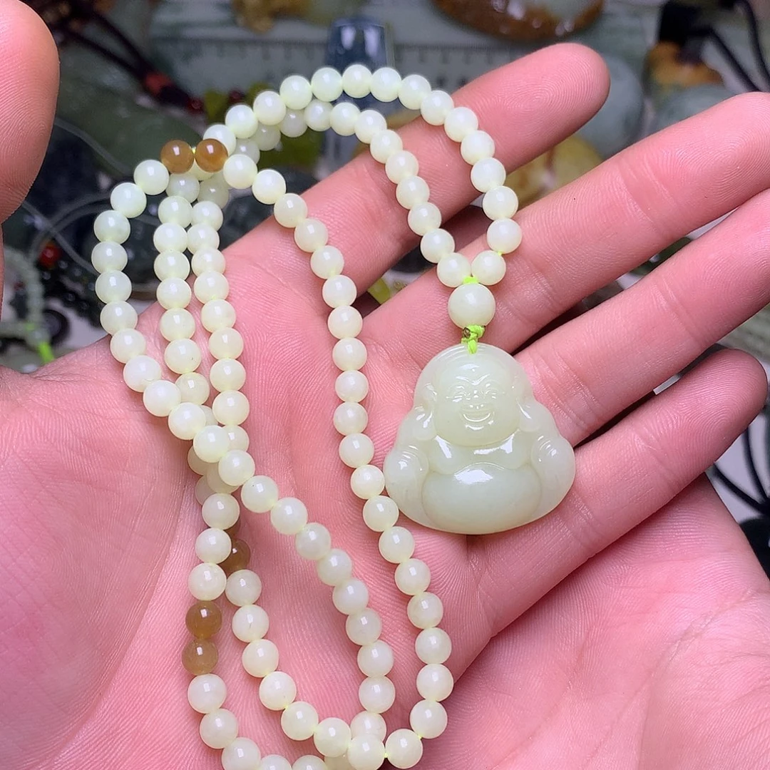 颈饰未镶嵌和田玉