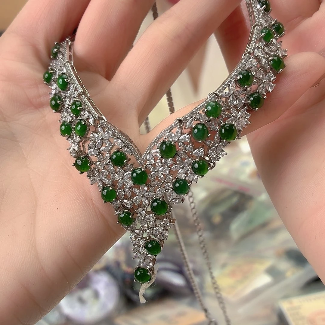 翡翠银S925镶嵌颈饰翡翠