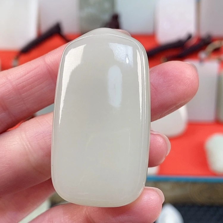 【闪购商品】颈饰未镶嵌和田玉