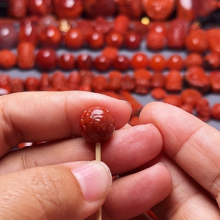 南红玛瑙未镶嵌配饰无相佛窟12.2mm