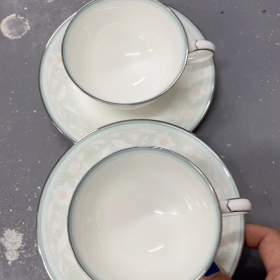 小***驹金葡萄瓷器欢迎您