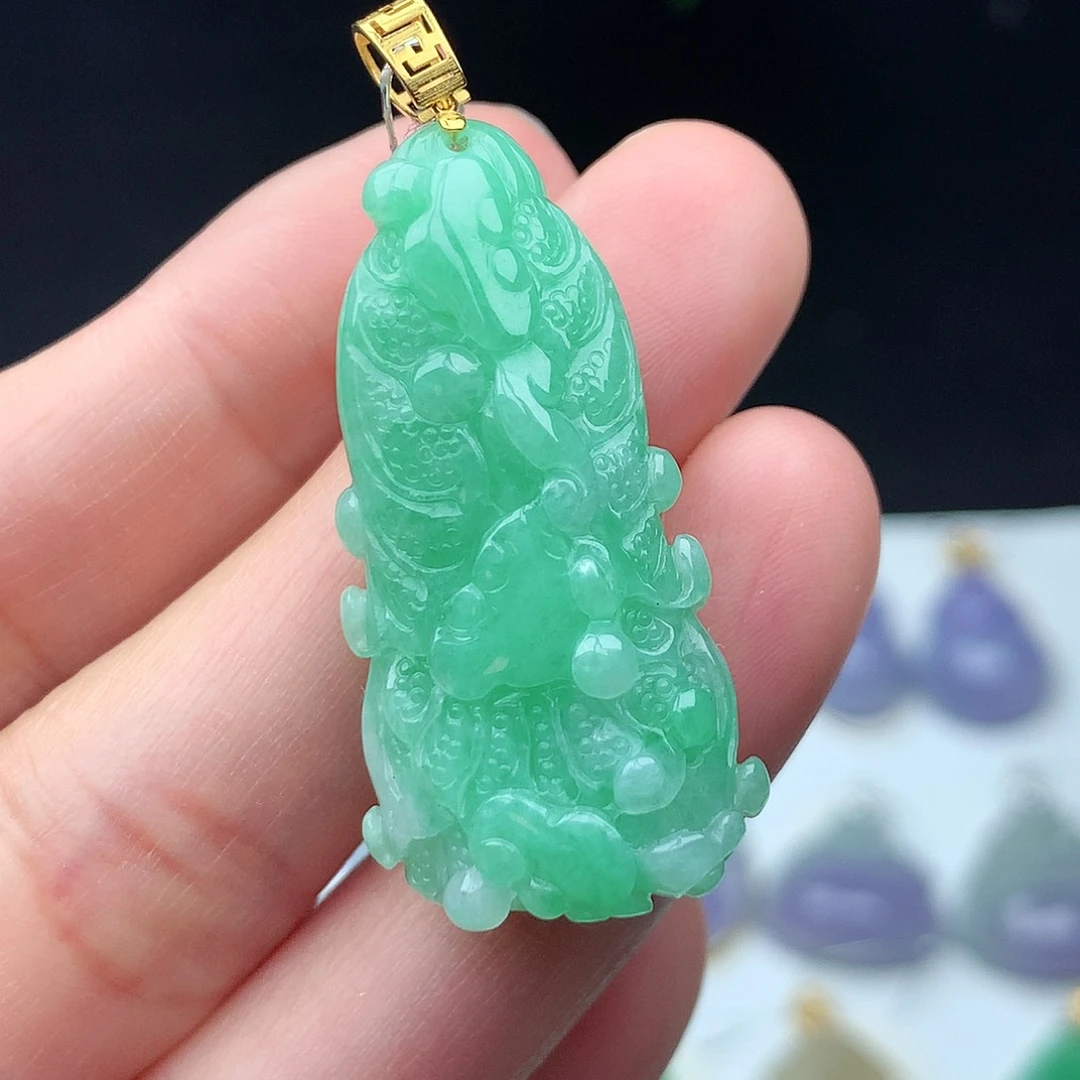 翡翠18K金镶嵌吊坠(不含链)