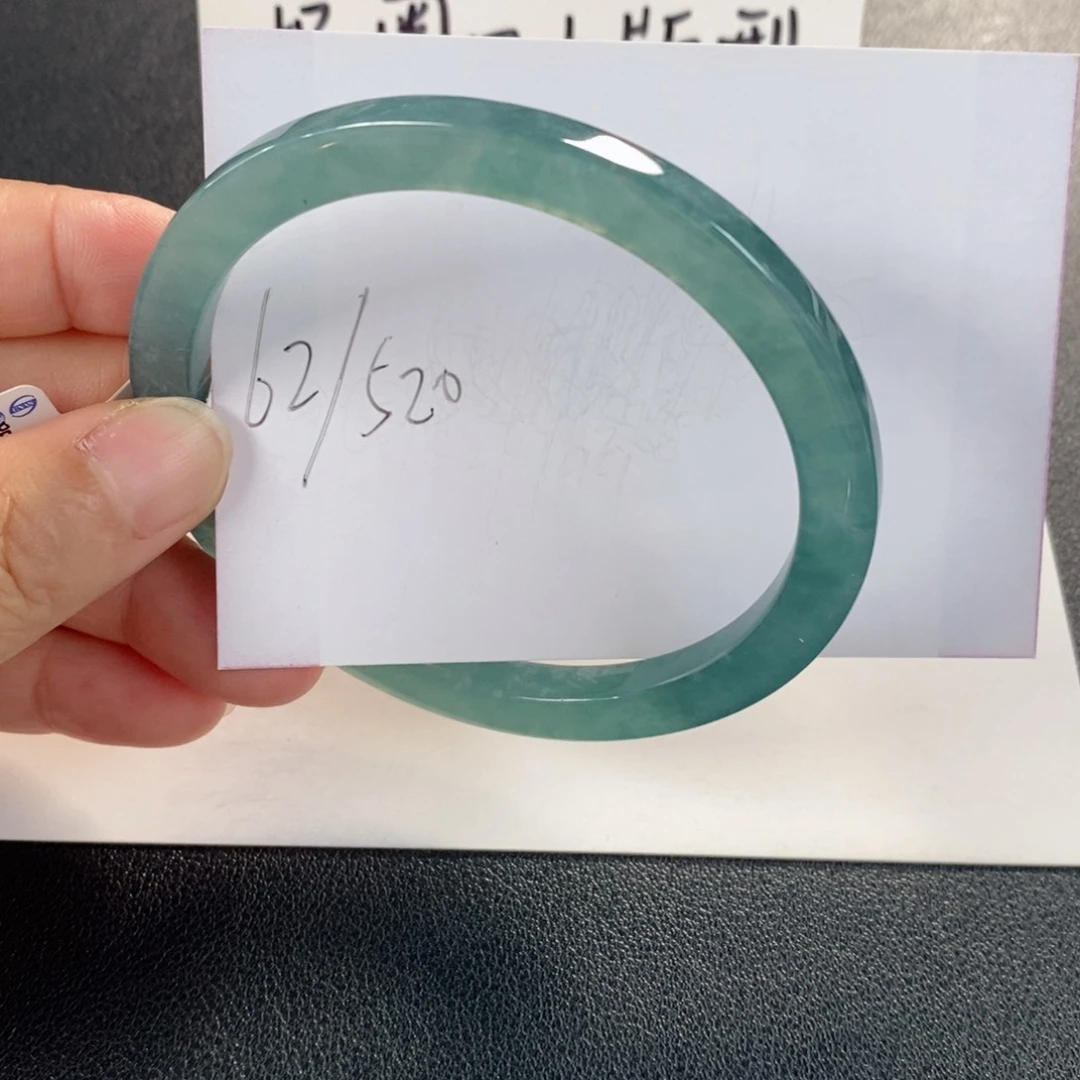 未镶嵌手镯翡翠天然翡翠