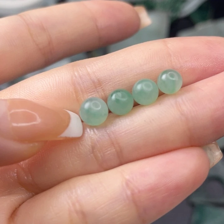 定制翡翠未镶嵌天然翡翠