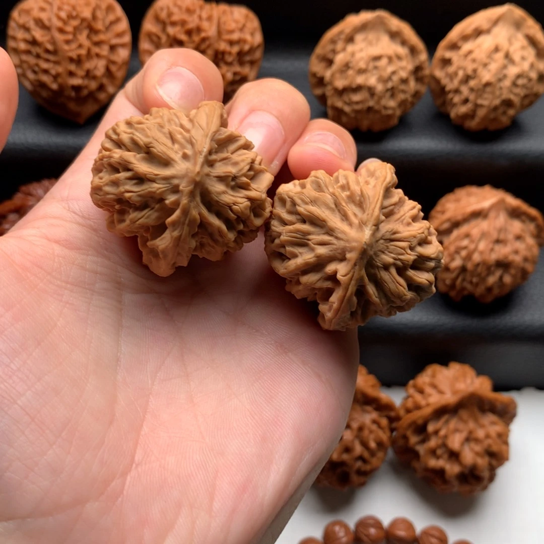 涛****文玩核桃把件秦闷