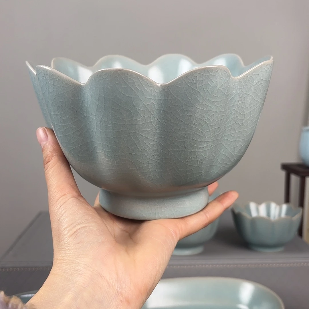 其他汝窑仿古釉莲花碗大号17cm