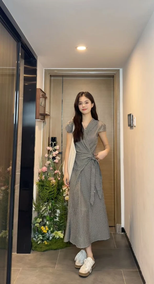 AN.XIN【长岛冰茶】格子韩系春夏小个子设计感交叉绑带连衣裙5056