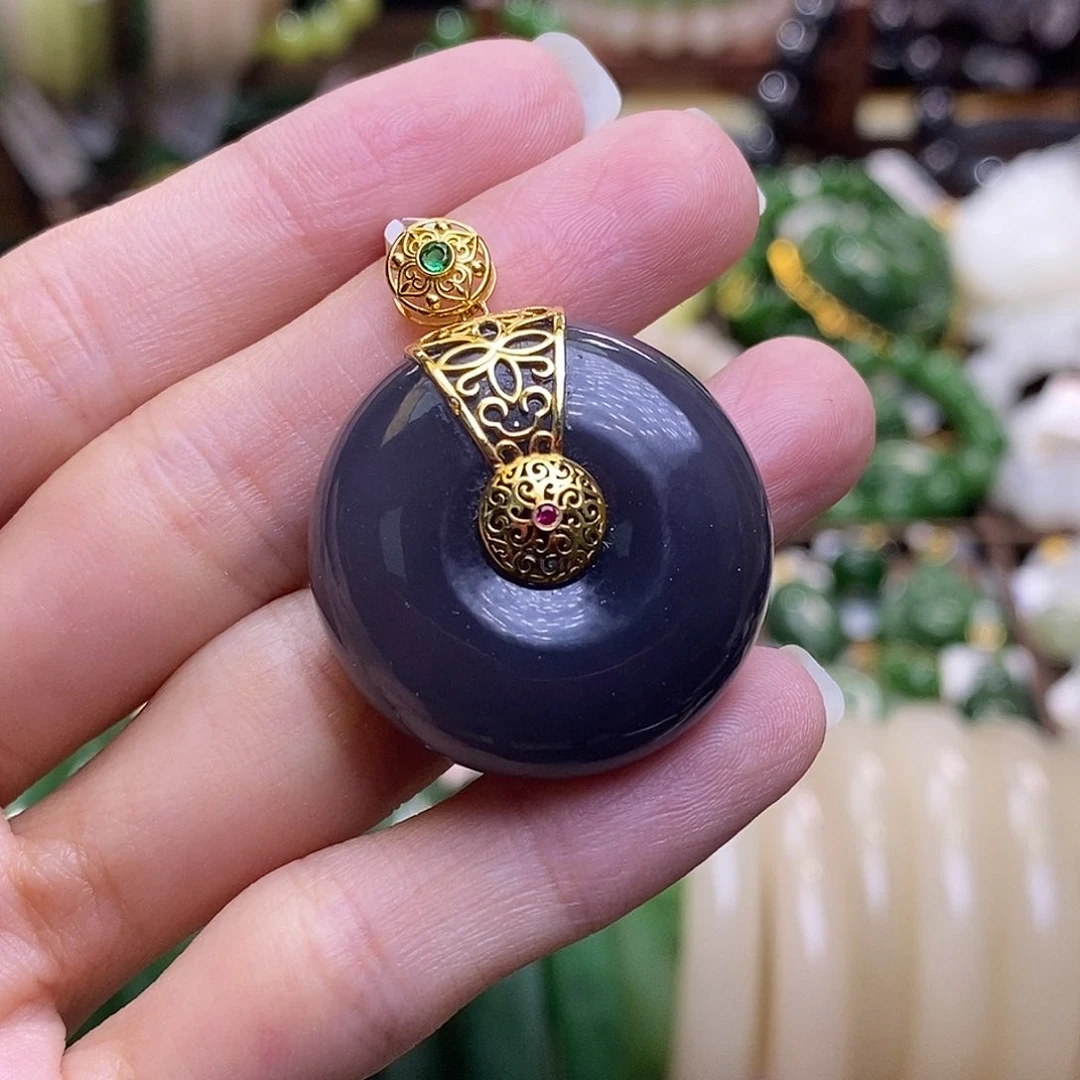 和田玉未镶嵌颈饰浓烟紫金镶平安扣吊坠