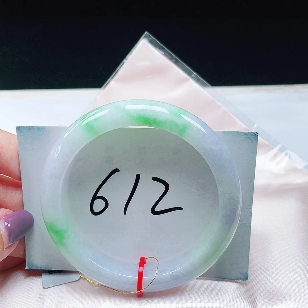 翡翠未镶嵌手镯缅甸翡翠57+