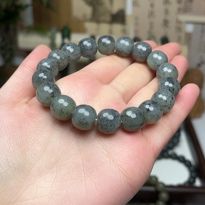 和田玉未镶嵌手串