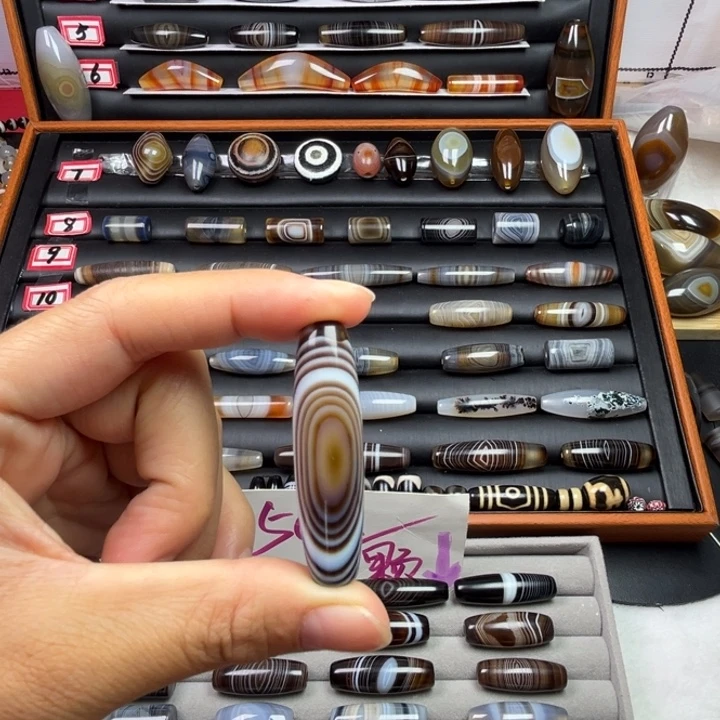 随***好玛瑙/玉髓未镶嵌颈饰