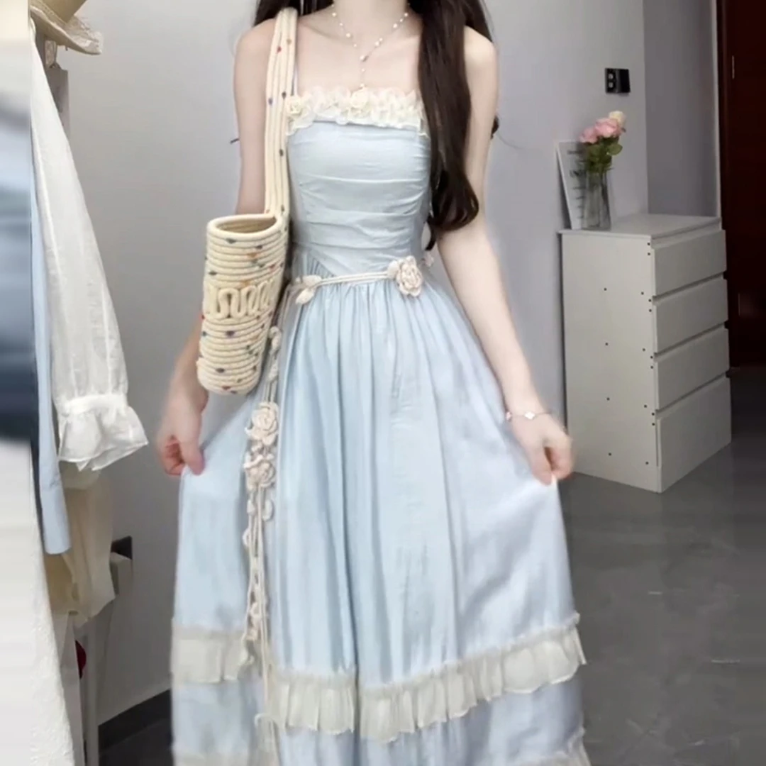 法式立体花朵褶皱吊带连衣裙子女夏季2025新款蓝色设计感小众长裙