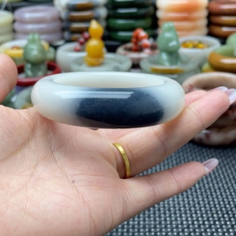 合金手镯石英岩玉