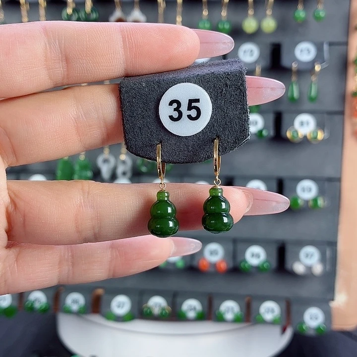 和田玉18K金镶嵌耳饰