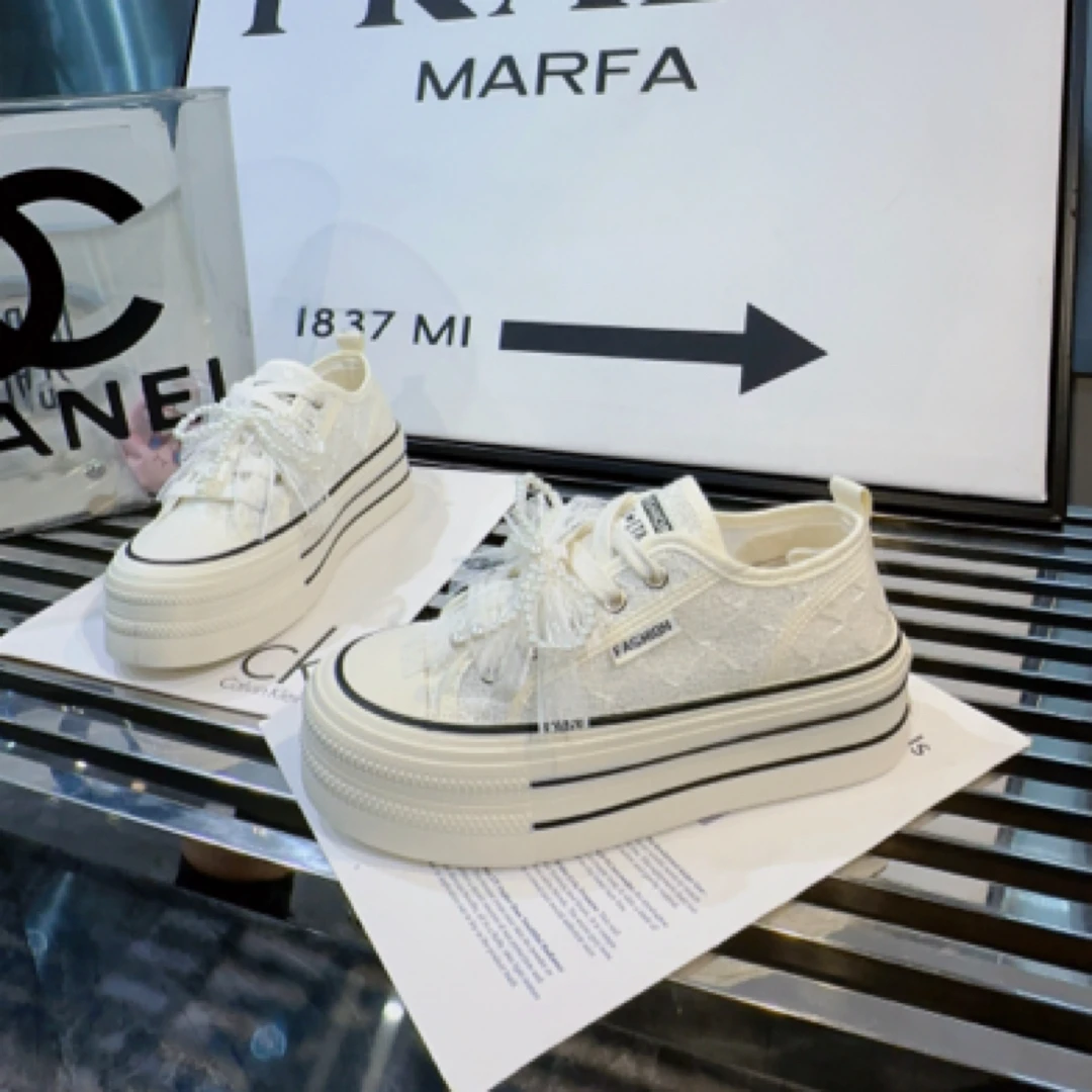 A.M艾墨儿女款夏季欧根纱透气网厚底增高百搭女款休闲板鞋