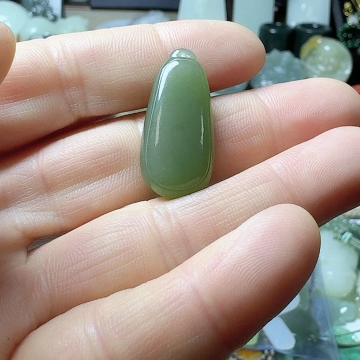 和田玉（糖玉）颈饰未镶嵌