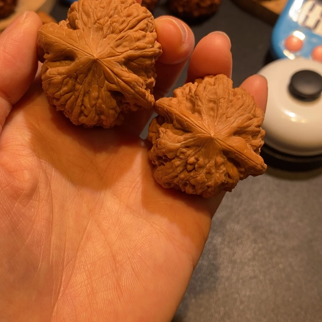 把件文玩核桃?*甫25号平谷凹底