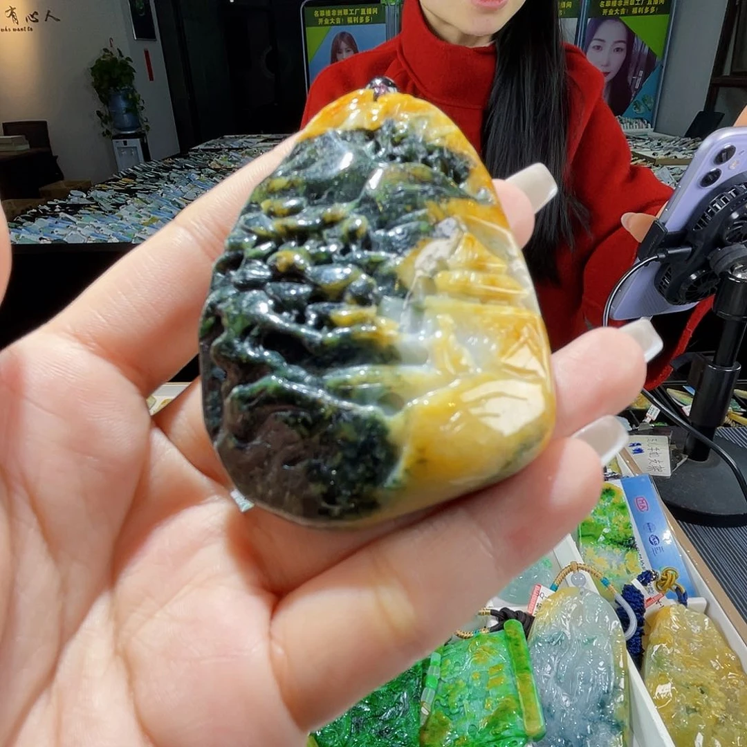 颈饰未镶嵌翡翠一