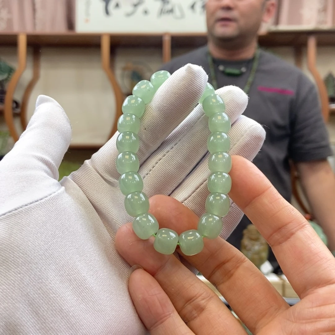 蛇纹石玉手串未镶嵌