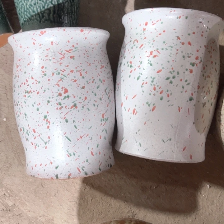 紫砂花盆口径18高度25两只正品