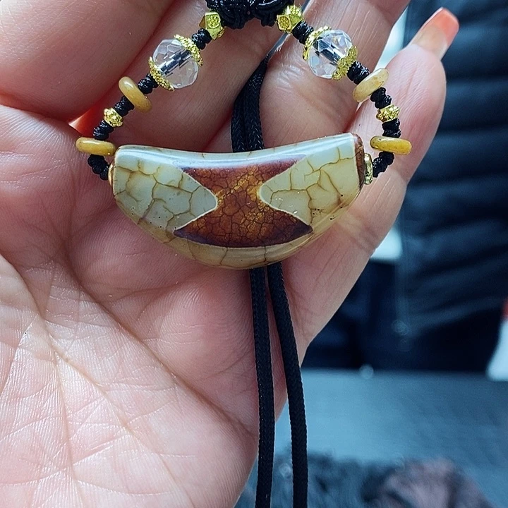 玛瑙/玉髓颈饰合金