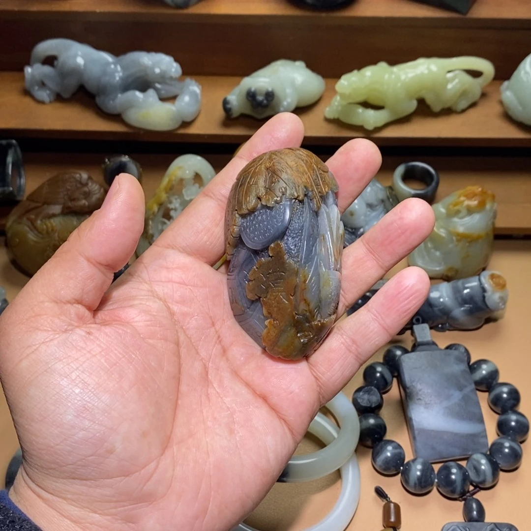 未镶嵌和田玉把件