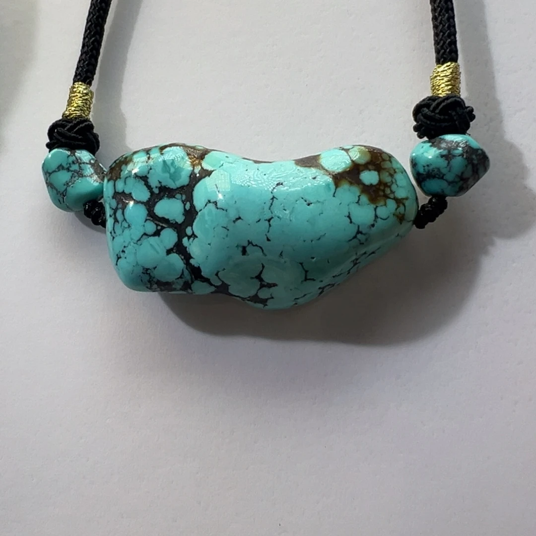 绿松石未镶嵌挂件