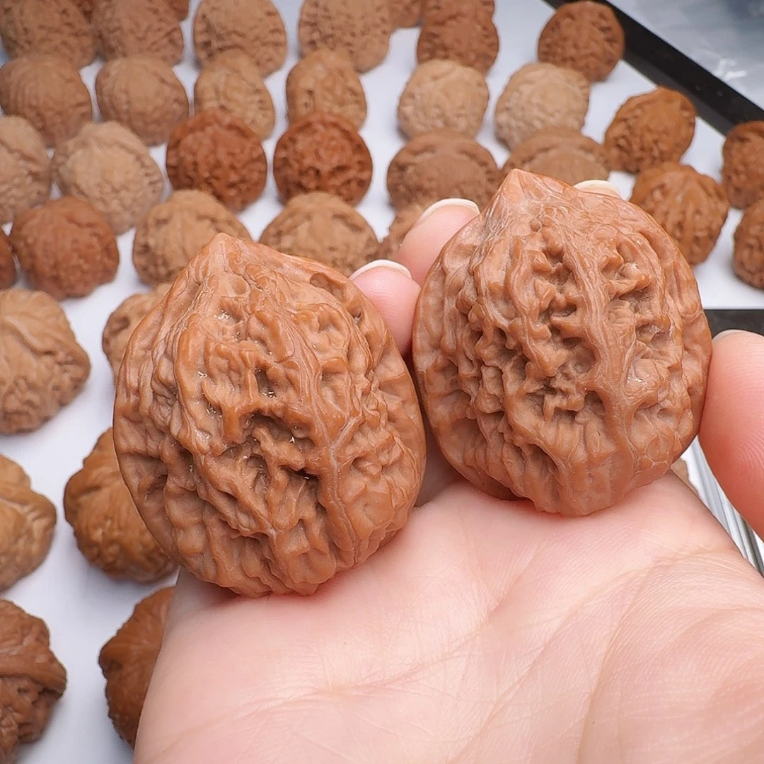 桃核吊坠凤凰台子