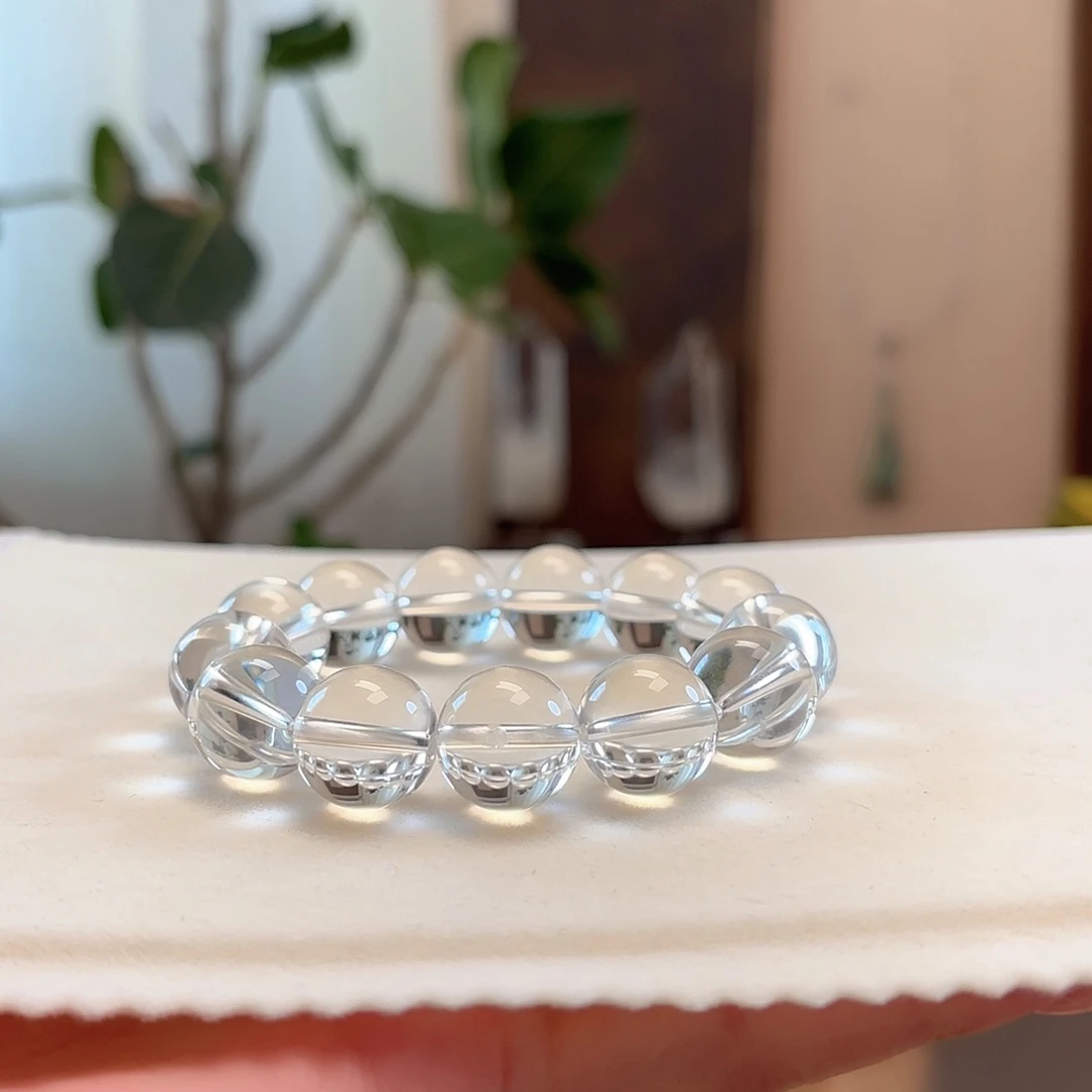 朱***。未镶嵌手串水晶15mm