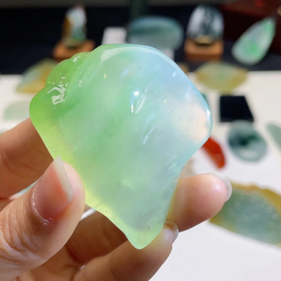 定制翡翠未镶嵌包工包料