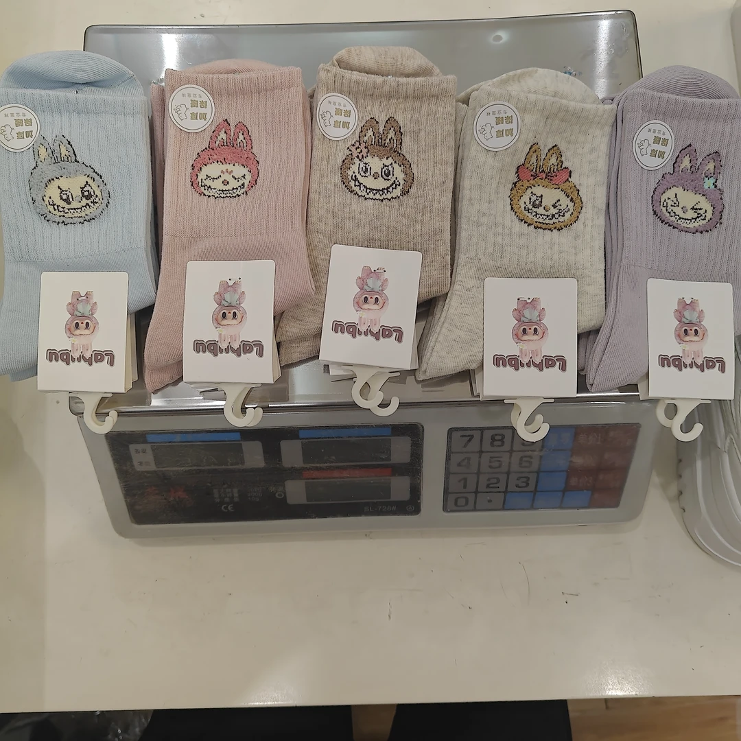 十双男女儿童2-12岁，12-37码脚mo将labubu纯棉保暖袜中筒袜子