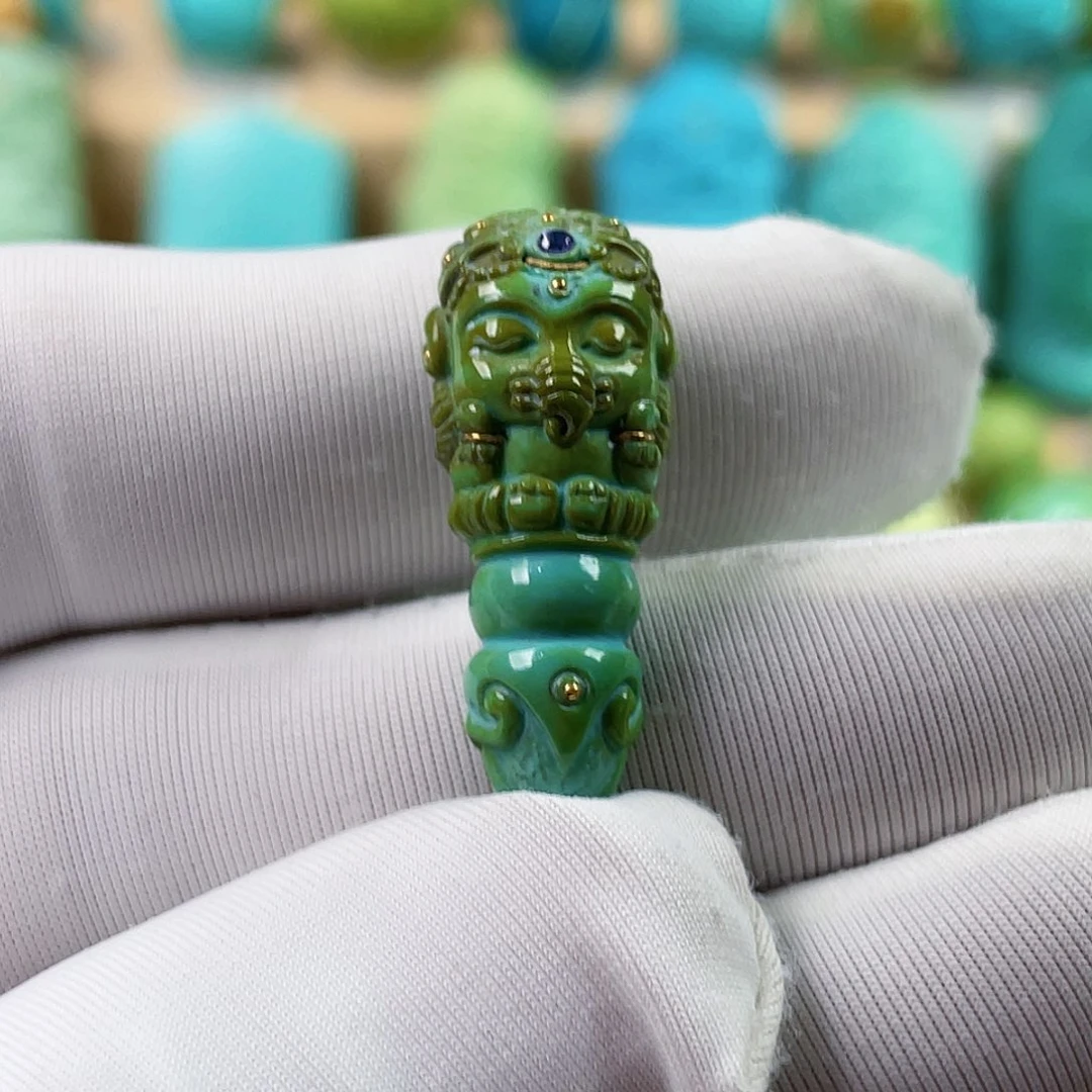 绿松石未镶嵌珠宝奇石