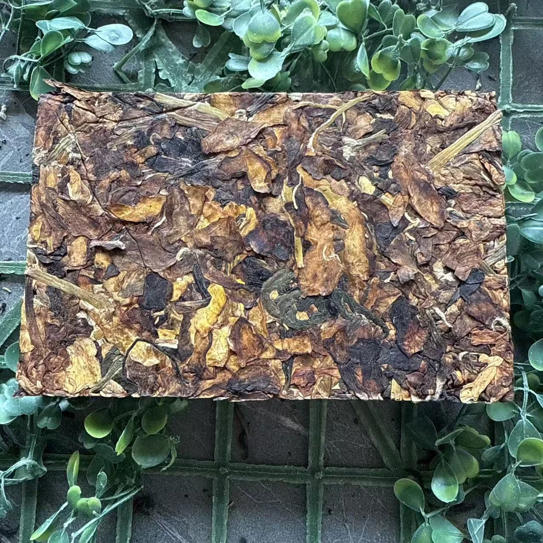 雨腾古茶 C家B“百Q通H 大Y满”雪域之W独Z双S蓝莲W200g/砖（9月16）