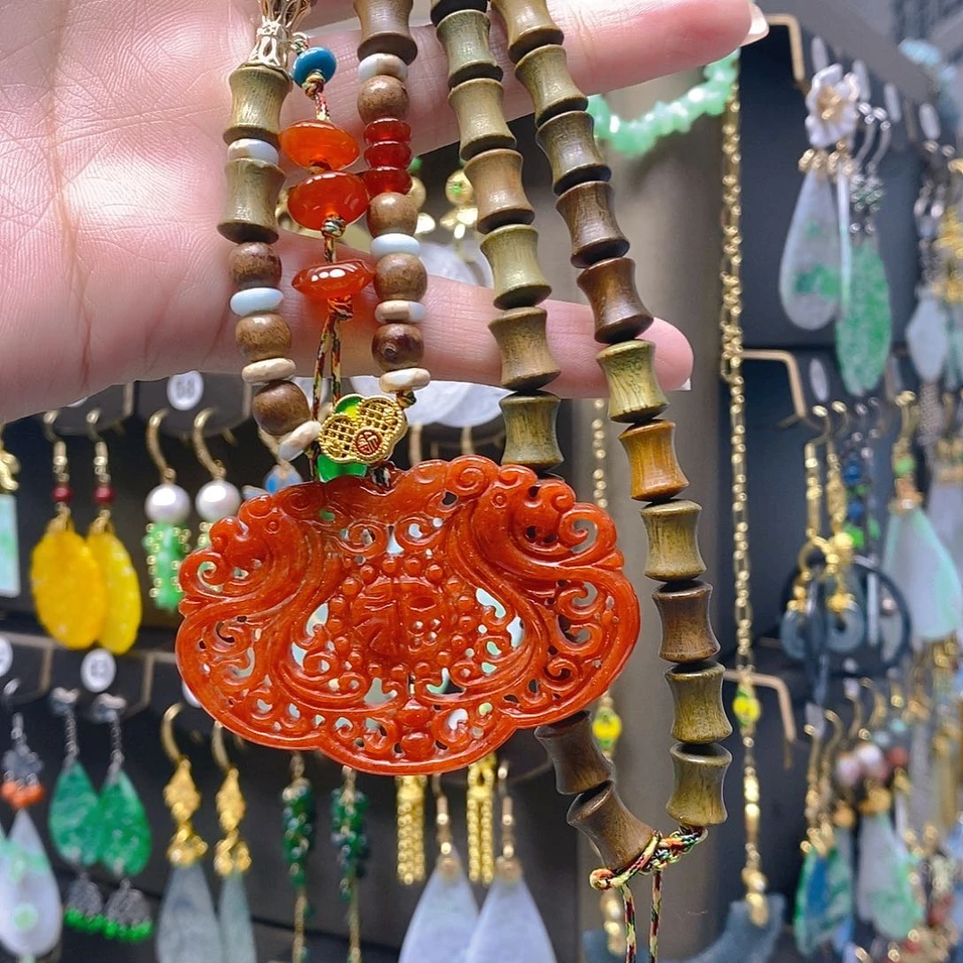 未镶嵌翡翠耳饰翡翠