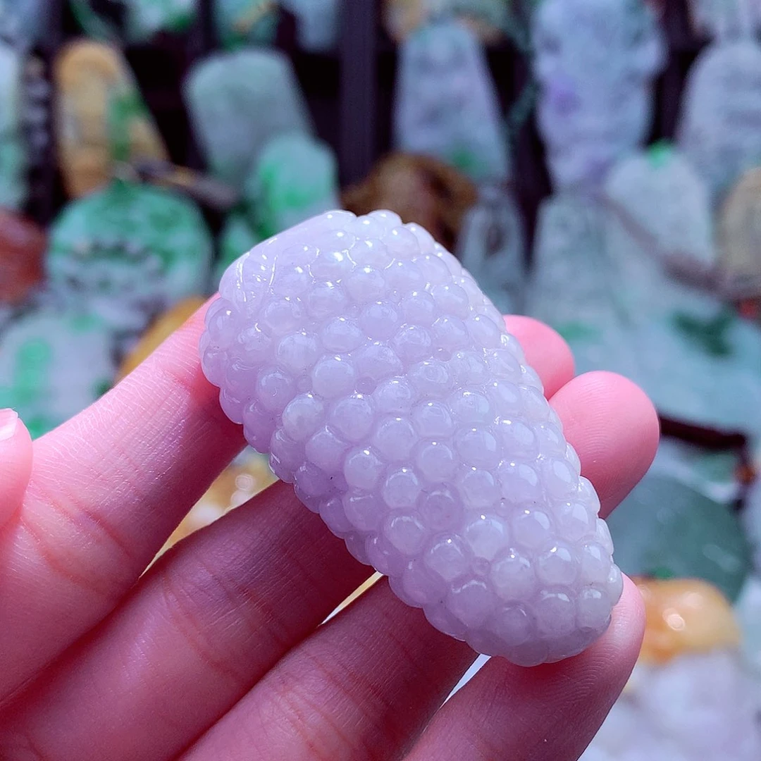 颈饰未镶嵌翡翠天然