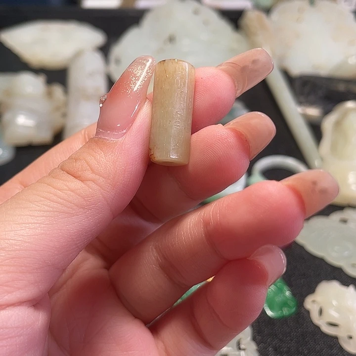 一***丨和田玉（糖玉）未镶嵌颈饰挂件