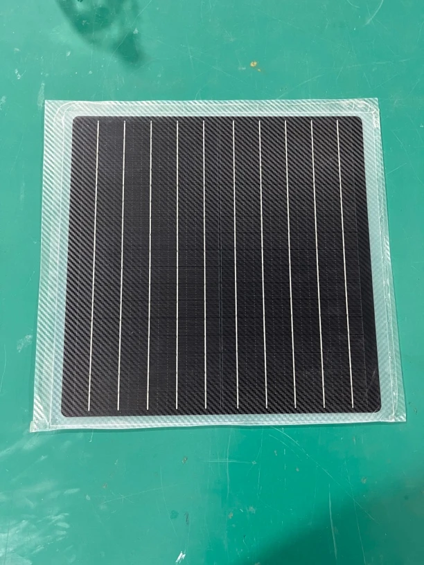 太阳能光伏板25W全新微瑕18V单晶硅硅胶软板外贸37x37A折叠包用户
