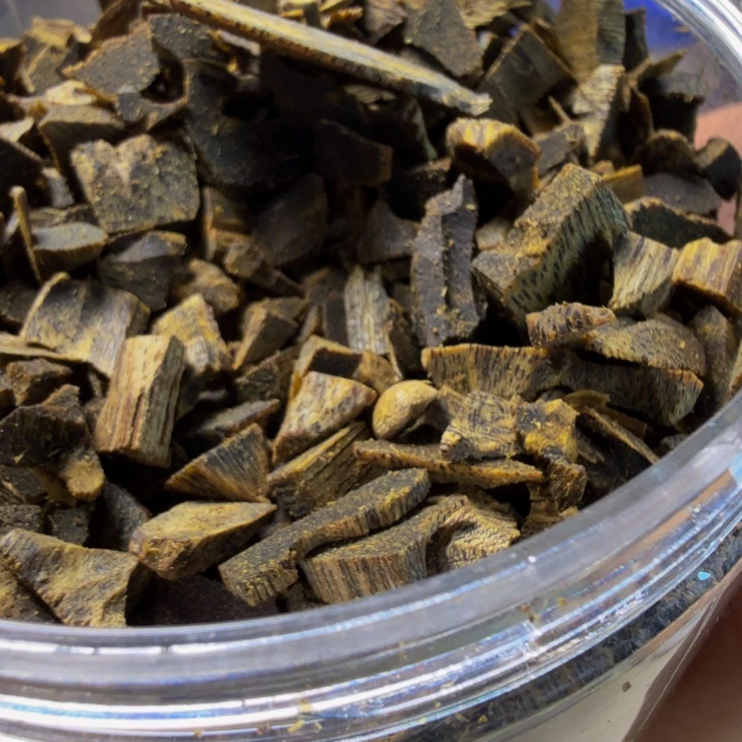 ****星沉香沉香碎屑油叶子米粒100g