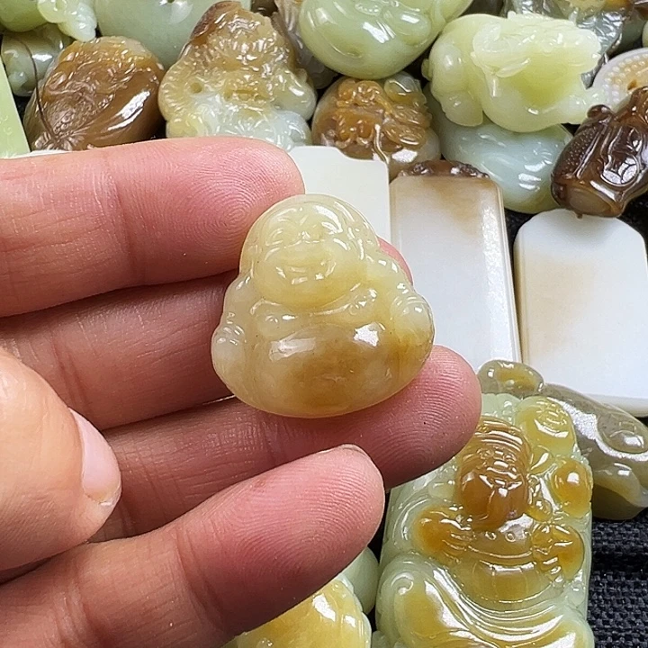 和田玉未镶嵌吊坠(不含链)