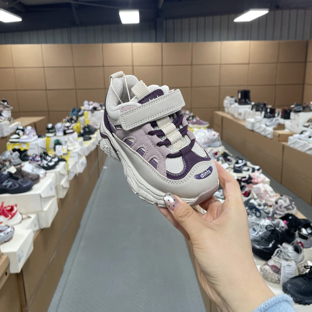 235085儿童加绒运动鞋  男女童鞋 国内大品牌童鞋同厂出品