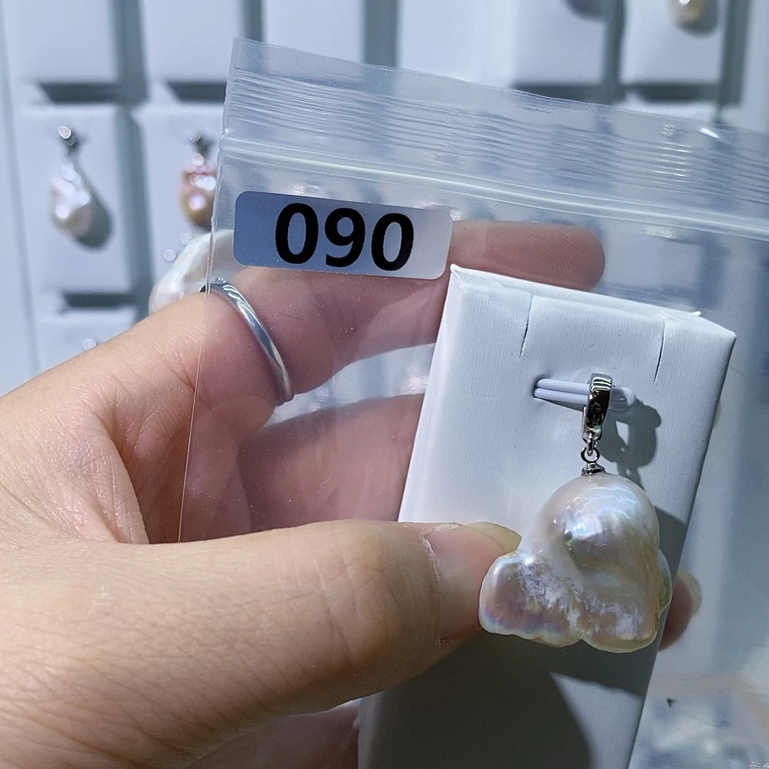 淡水珍珠合金颈饰