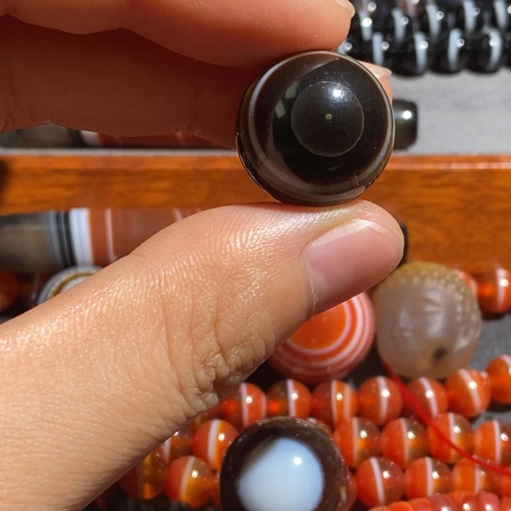 未镶嵌颈饰玛瑙/玉髓