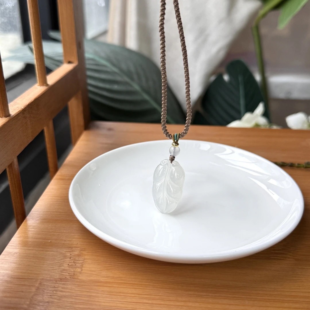 【珠宝厂长】约30*17mm和田玉叶子吊坠