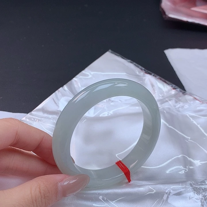 翡翠未镶嵌手镯55